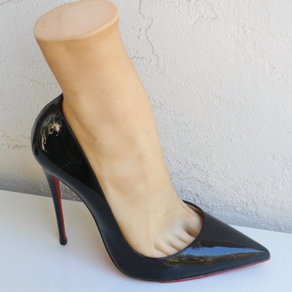 Christian Louboutin So Kate Black Patent Leather Pumps - Picture 4 of 9